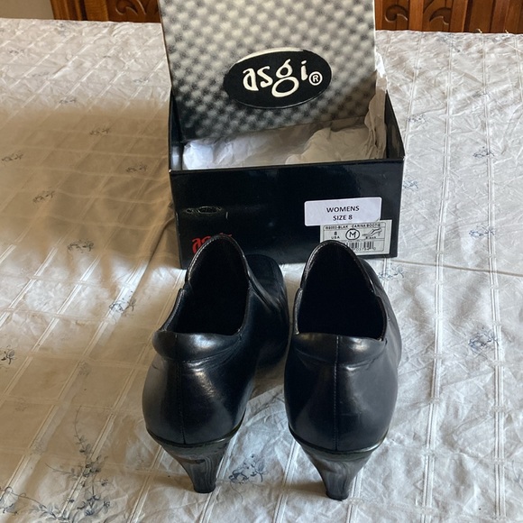 ASGI Carina Bootie Size 8 black great condition - Picture 6 of 8